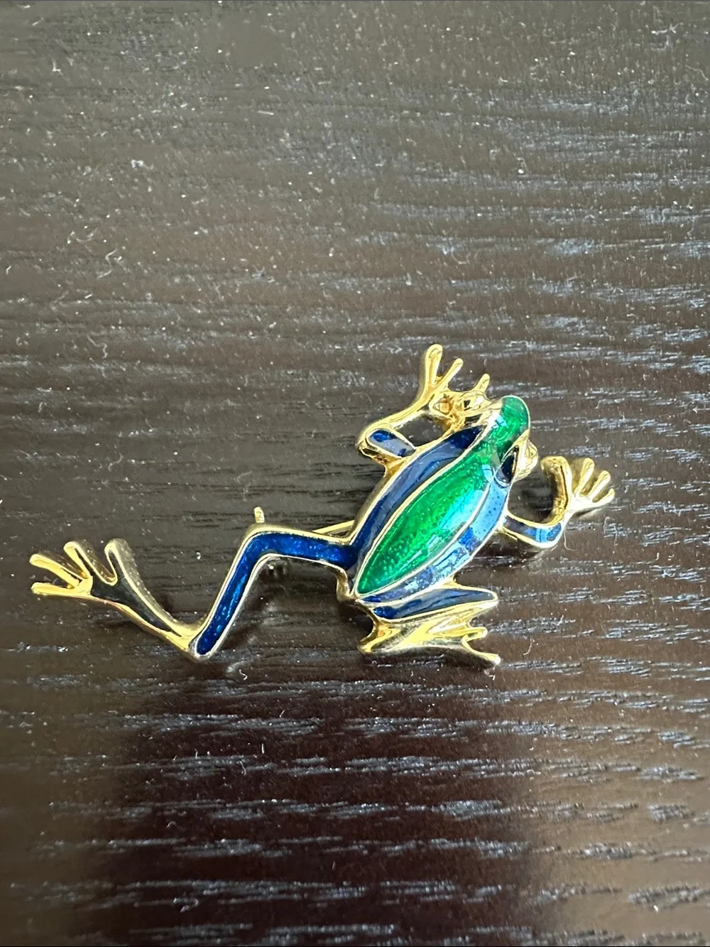 Gold-Tone Green & Blue Frog Enamel Pin - Pets Reptile Accessory